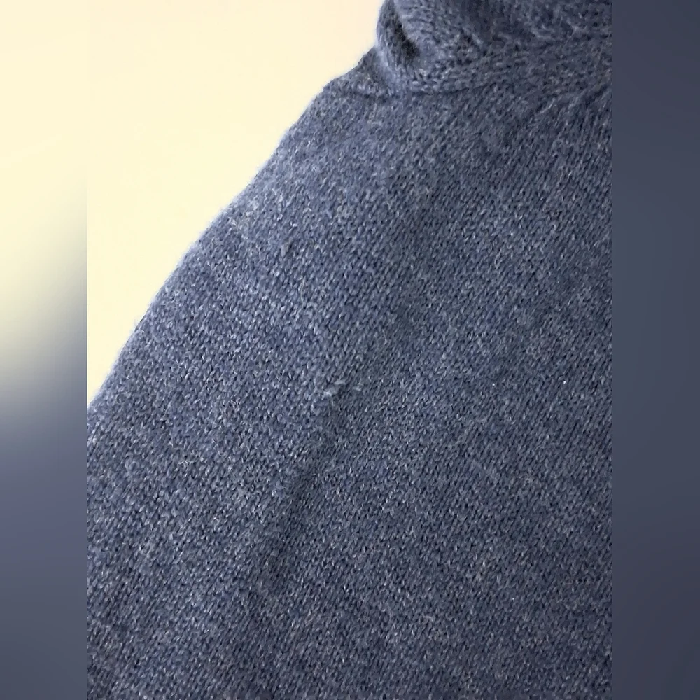 Vineyard Vines stylish navy